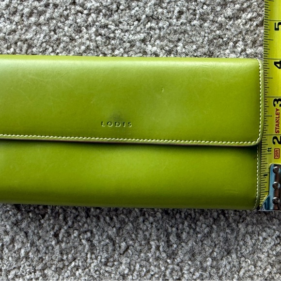 Lodis Handbags - LODIS Vintage EUC Green/Pink Smooth Leather Wallet with Minimalist Design